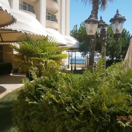 Private Apartment At Sunset Resort Pomorie דירה *