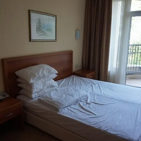 Private Apartment At Sunset Resort Pomorie * פומורי