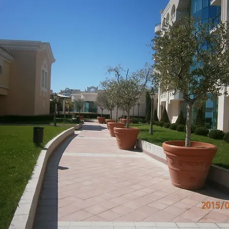 Private Apartment At Sunset Resort Pomorie דירה *