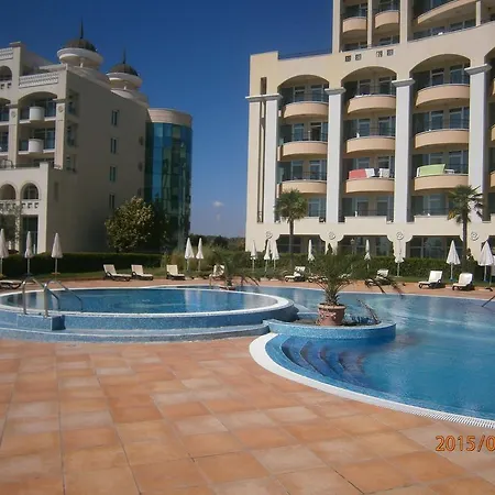 Private Apartment At Sunset Resort Pomorie דירה פומורי