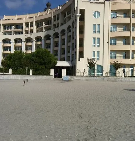 Private Apartment At Sunset Resort Pomorie דירה