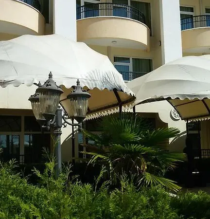 Private Apartment At Sunset Resort Pomorie * פומורי